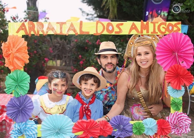 Arraial dos Amigos  Um pedacinho do Brasil em terras portuguesas 